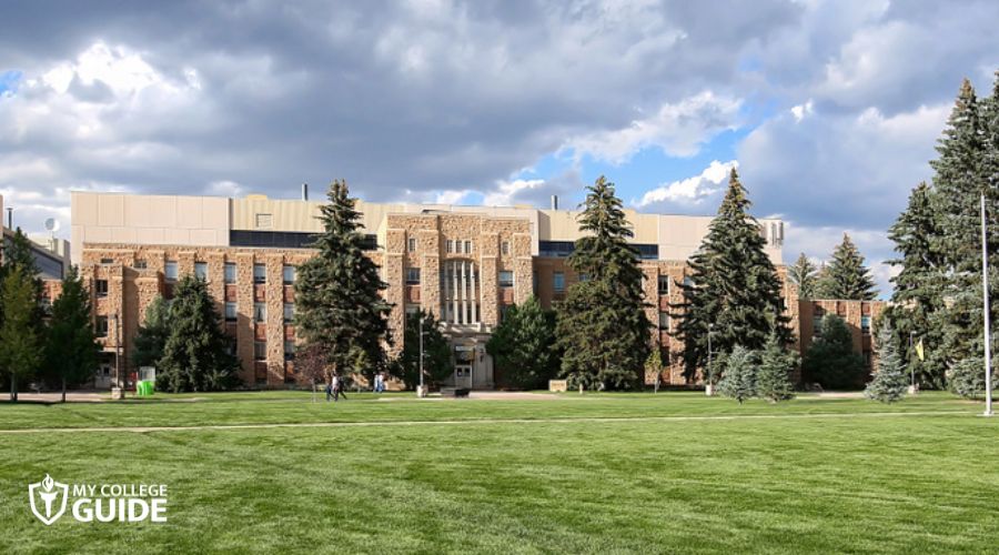 University offering online college degrees in Wyoming